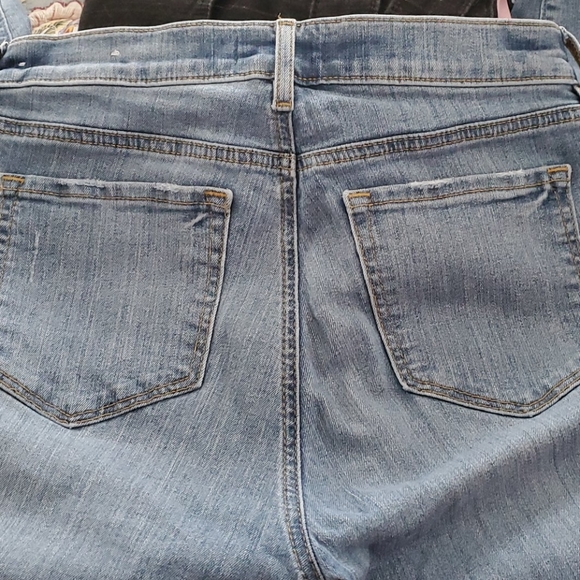 Jeans - Picture 3 of 4